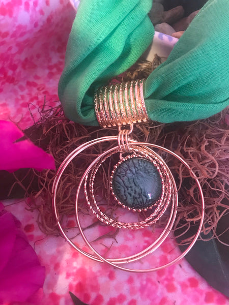 Short Green Scarf Necklace with pendant